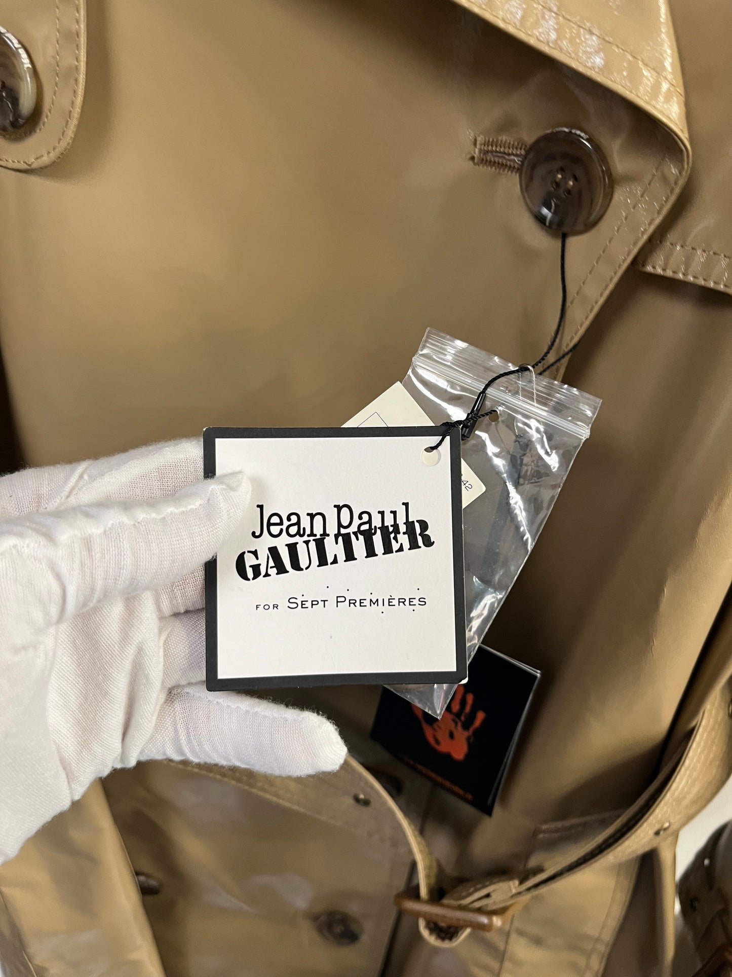 JEAN PAUL GAULTIER - Trench for Sept Premières