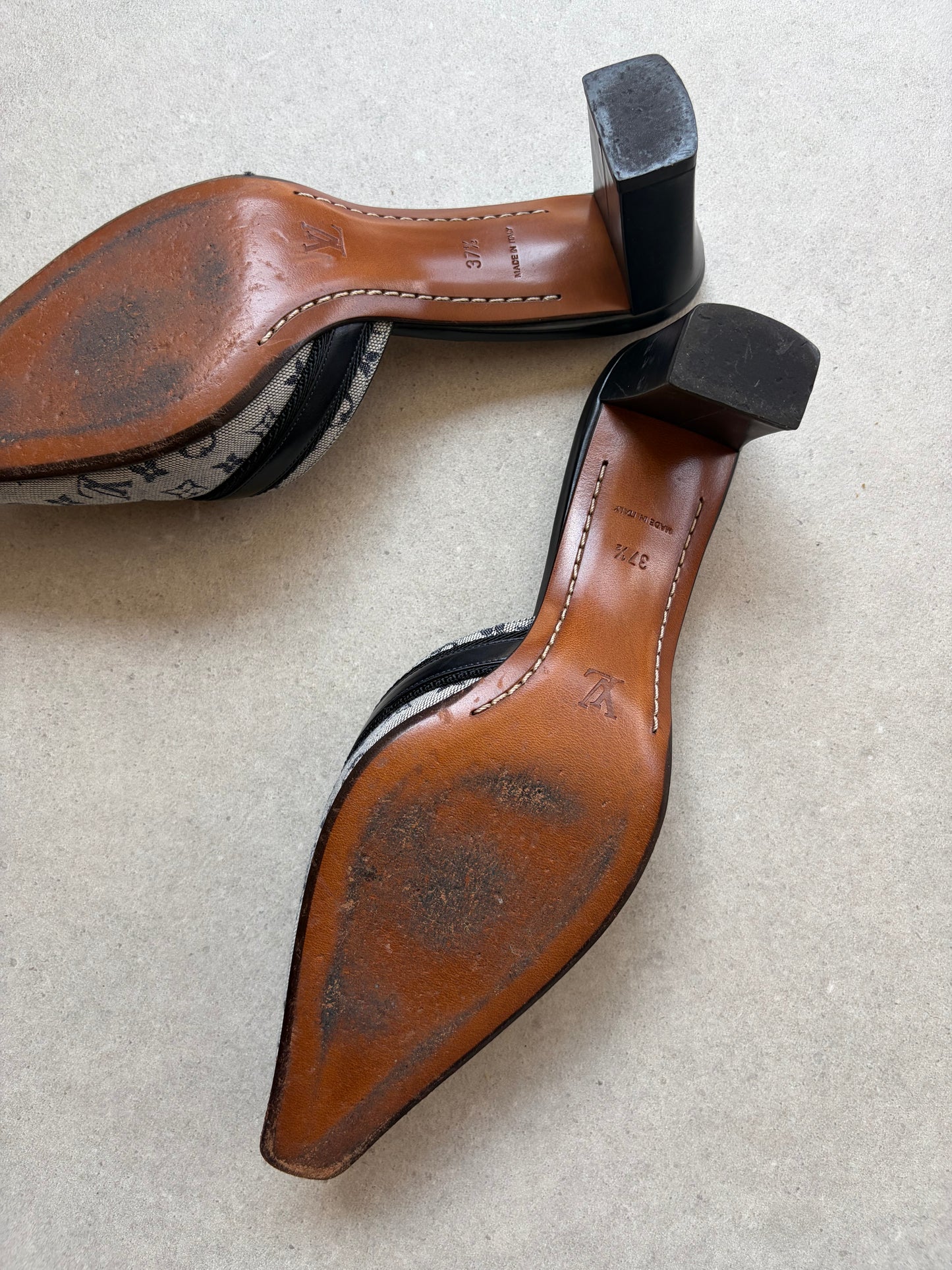 LOUIS VUITTON - Heeled mules