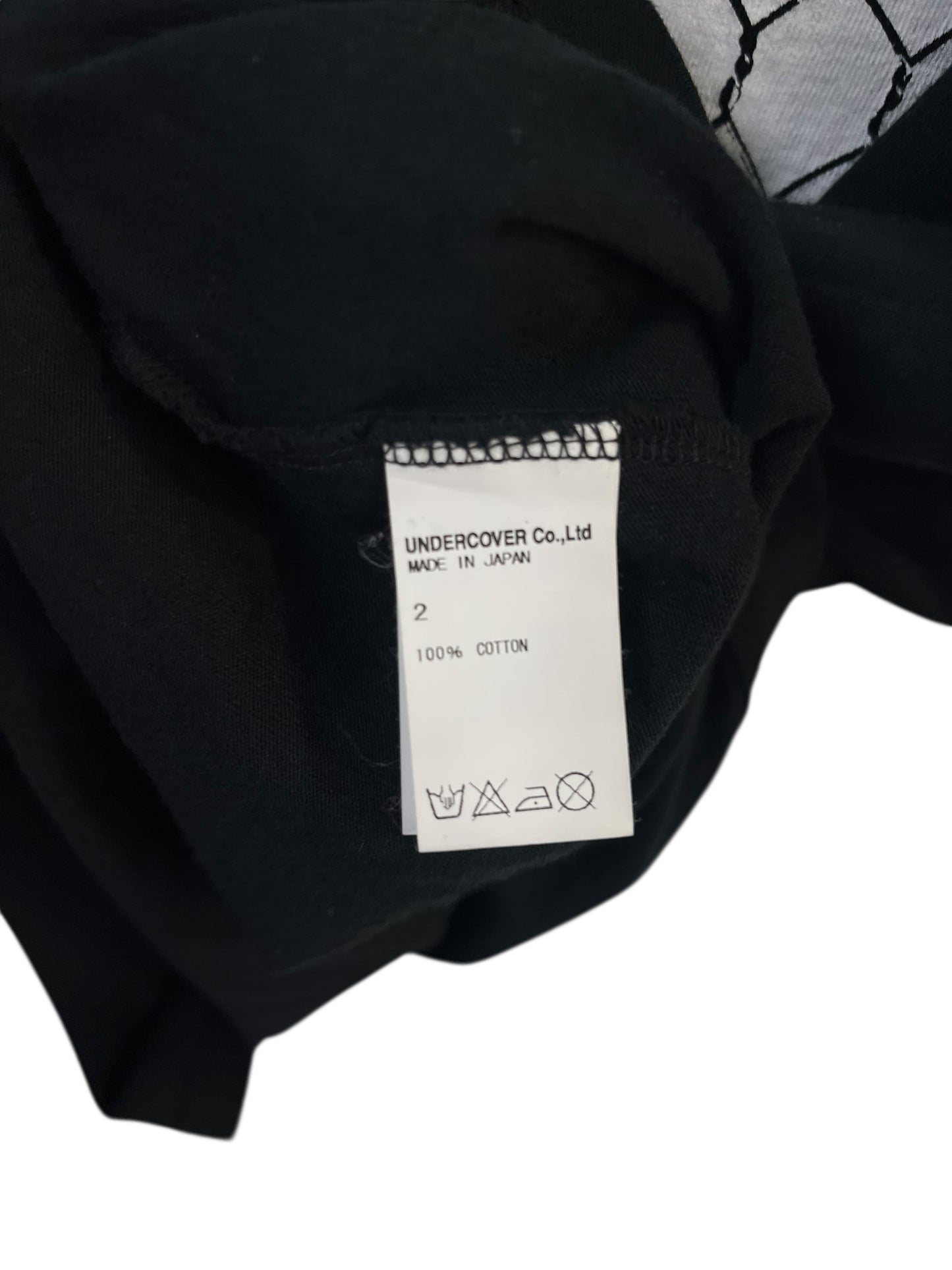 UNDERCOVER - "U" Graphic tee