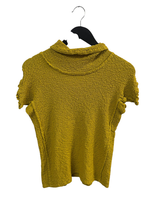 ISSEY MIYAKE - Me line textured top