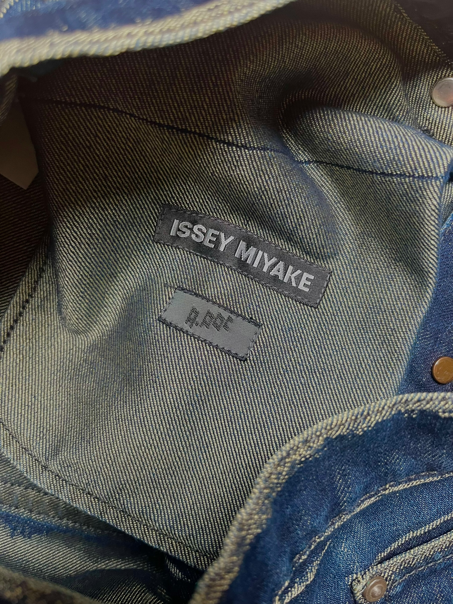 ISSEY MIYAKE - A.P.O.C Denim