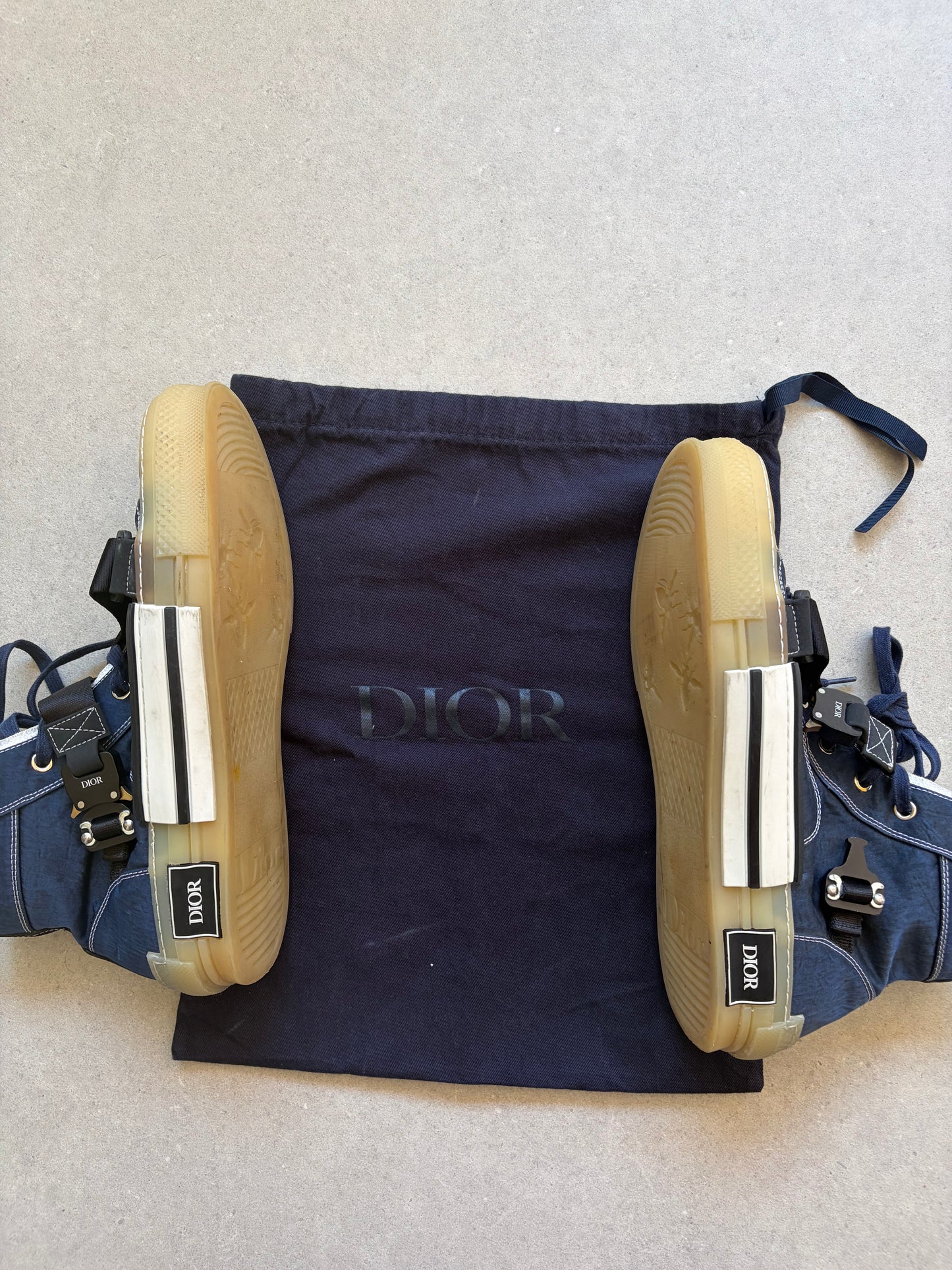 DIOR - 1017 ALYX 9SM B23