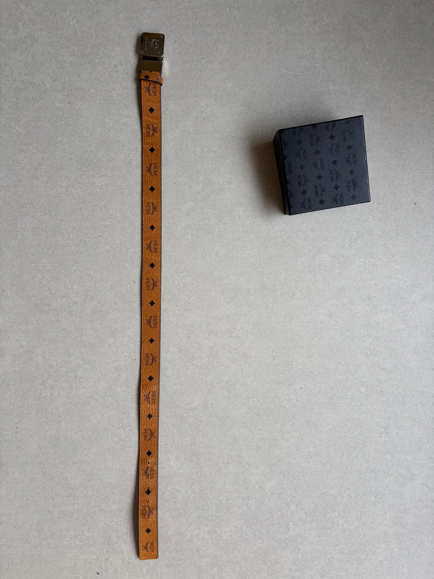 MCM - Belt
