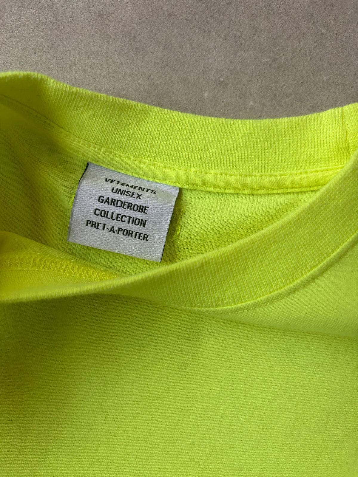 VETEMENTS - Oversized graphic tee
