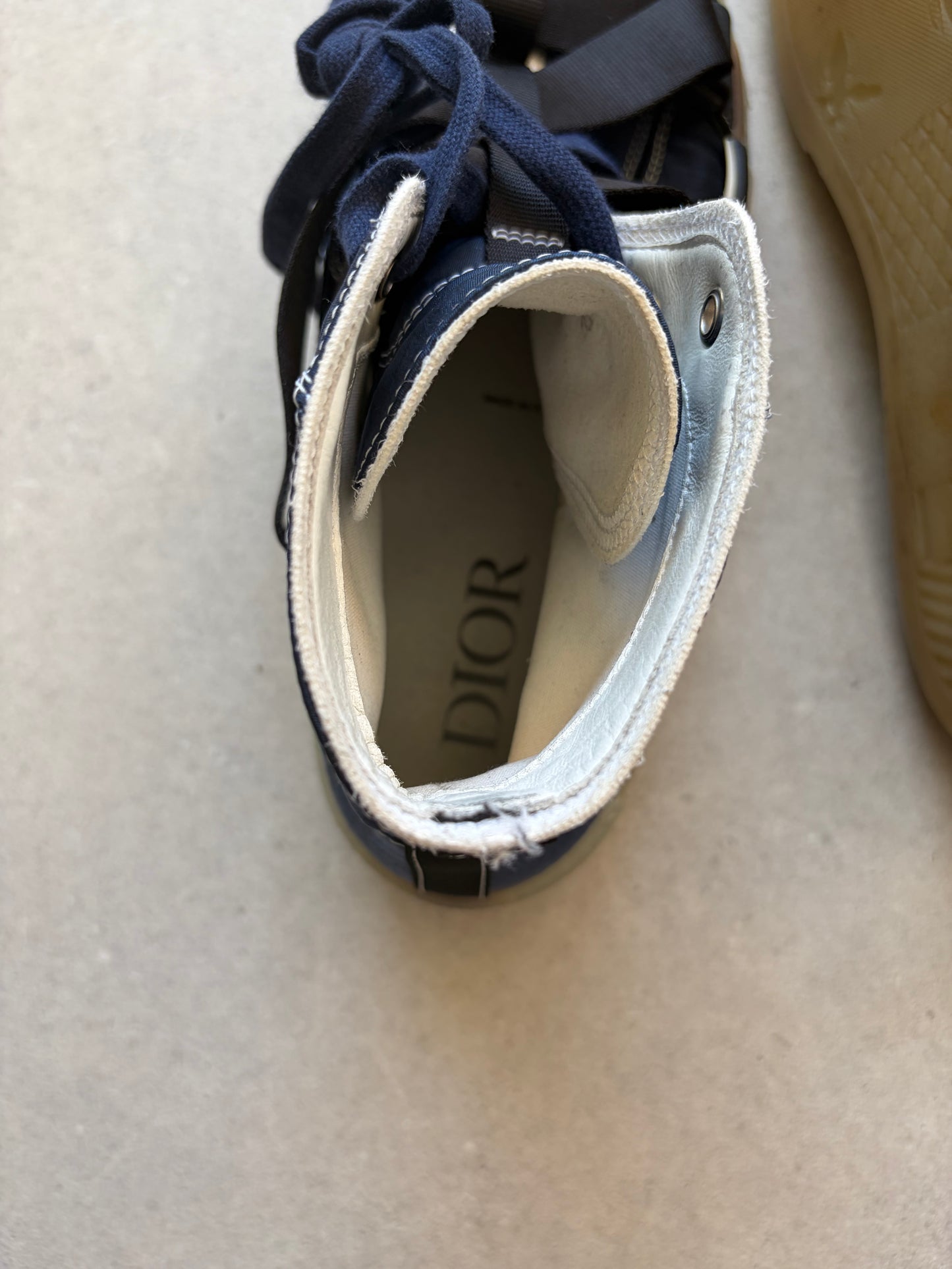 DIOR - 1017 ALYX 9SM B23