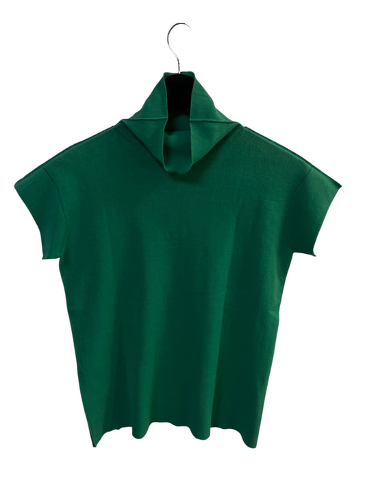 ISSEY MIYAKE - Sleeveless top